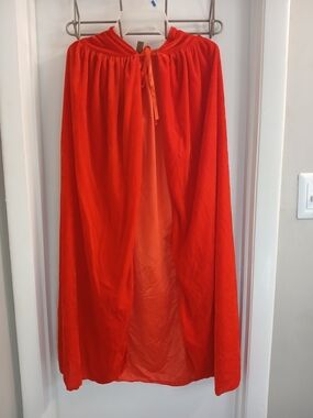 New! Crizcape Red Velour Open Front Hooded Cape With Ribbon Tie Neck OS Unisex